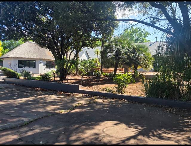 3 BEDROOM HOUSE FOR SALE IN VANDERBIJLPARK SW 5